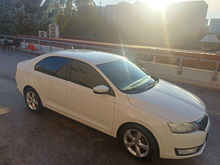 SKODA RAPID