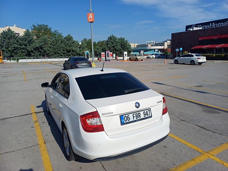 SKODA RAPID