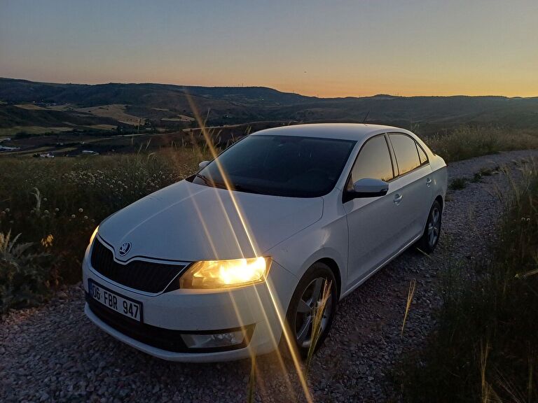 SKODA RAPID