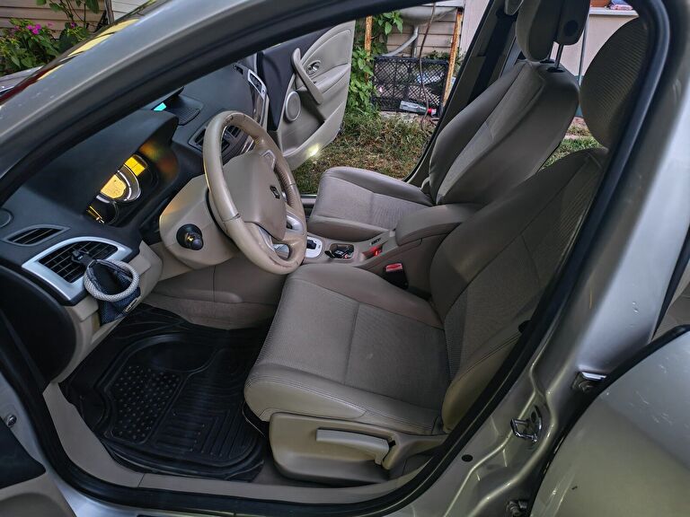 RENAULT MEGANE