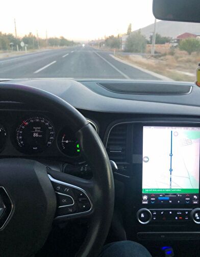 RENAULT MEGANE
