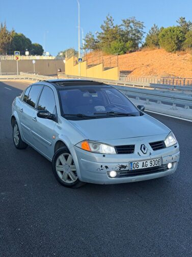 RENAULT MEGANE