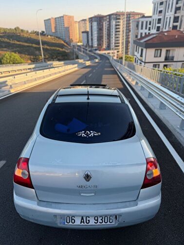 RENAULT MEGANE
