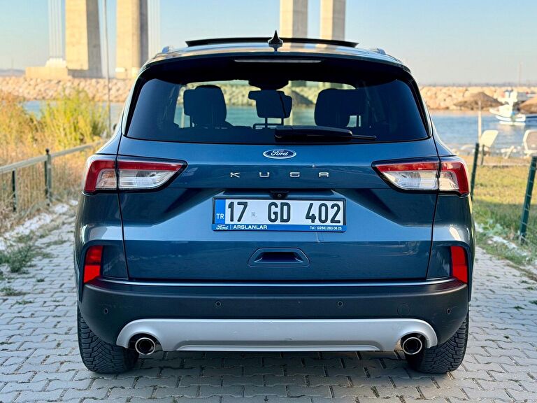 FORD KUGA
