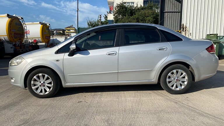 FIAT LINEA