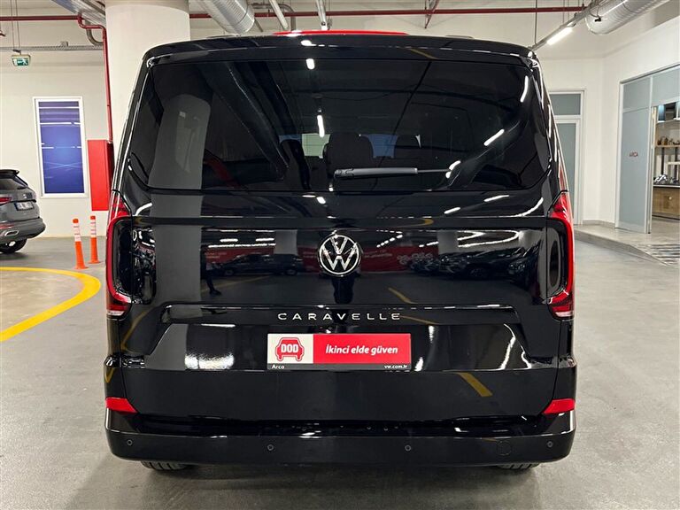 VOLKSWAGEN CARAVELLE