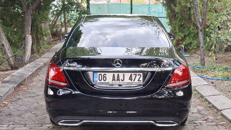 MERCEDES-BENZ C-SERISI