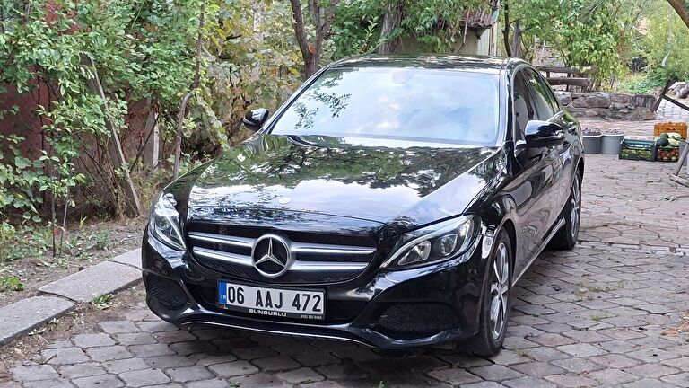 MERCEDES-BENZ C-SERISI