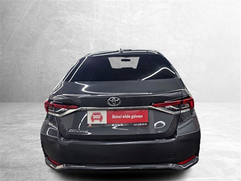 TOYOTA COROLLA