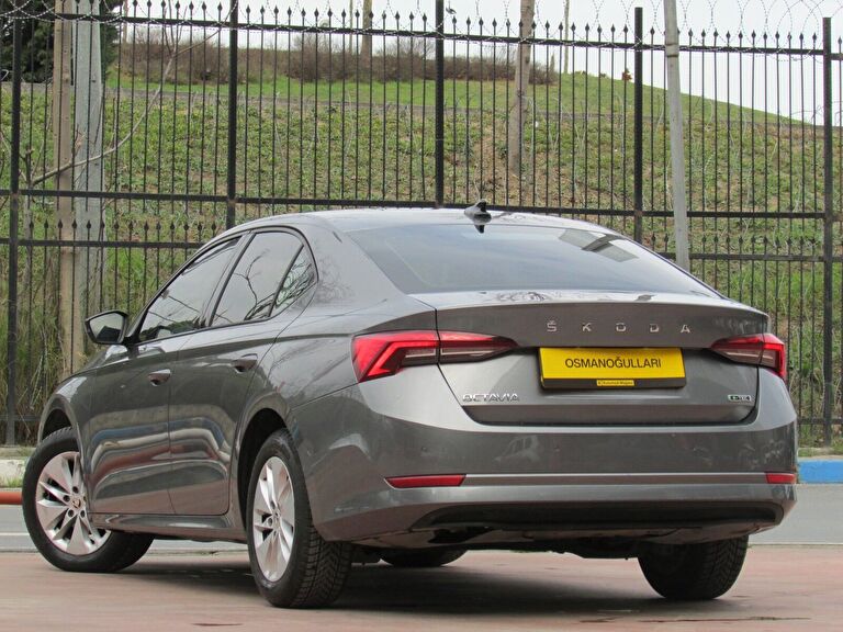SKODA OCTAVIA