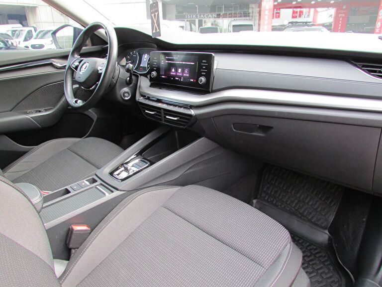 SKODA OCTAVIA