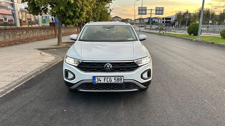 VOLKSWAGEN T-ROC