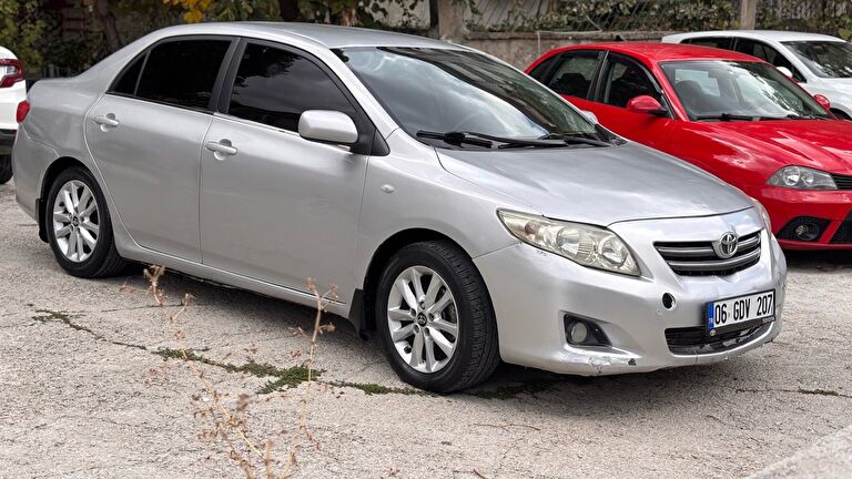 TOYOTA COROLLA