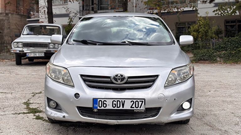 TOYOTA COROLLA