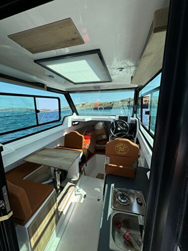 Mareka Yachting Meda 600