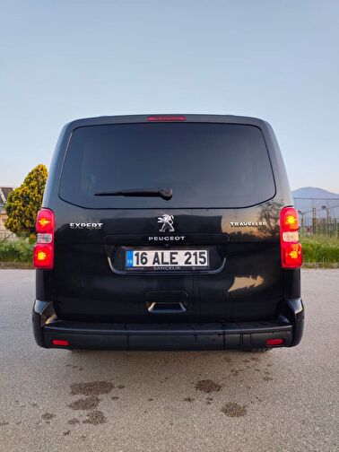 PEUGEOT EXPERT TRAVELLER