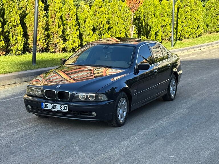 BMW 5 SERISI