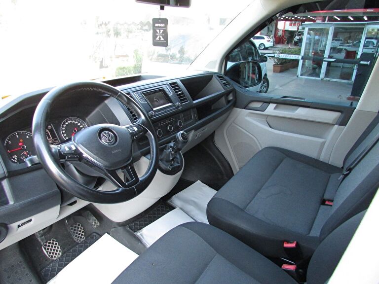 VOLKSWAGEN TRANSPORTER