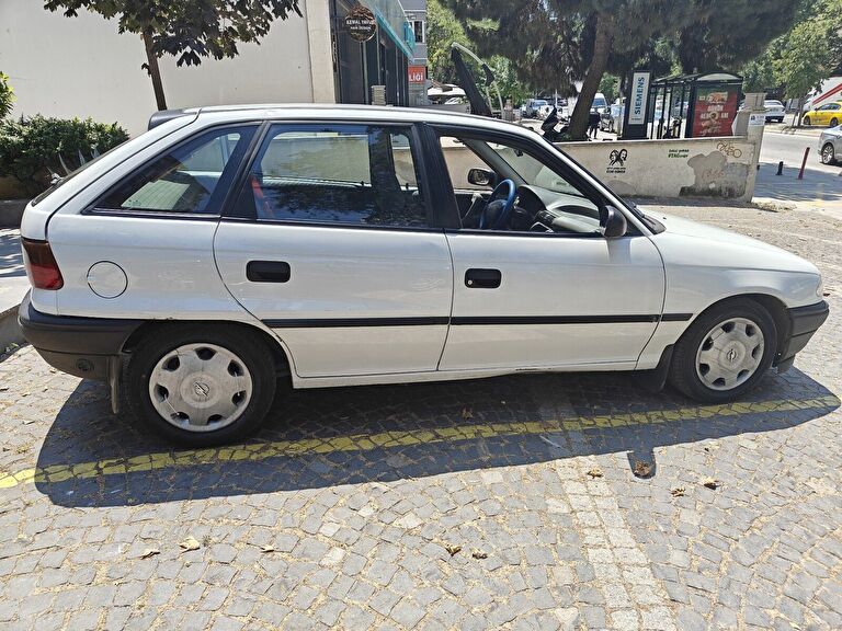 OPEL ASTRA
