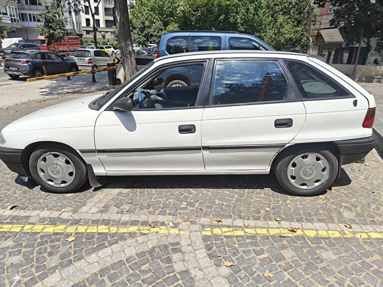 OPEL ASTRA