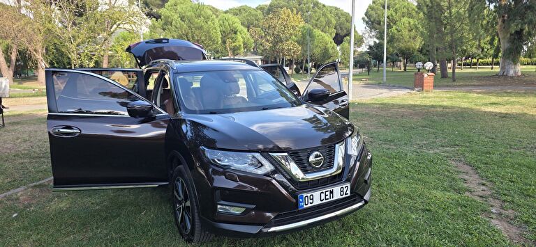 NISSAN X-TRAIL