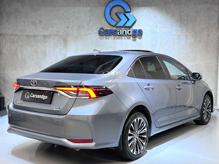 TOYOTA COROLLA