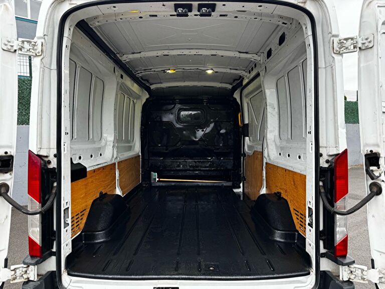 FORD TRANSIT