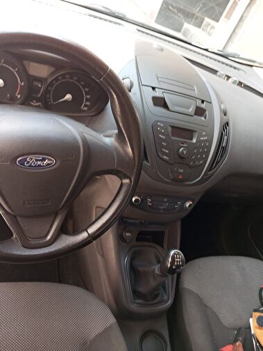 FORD TOURNEO COURIER