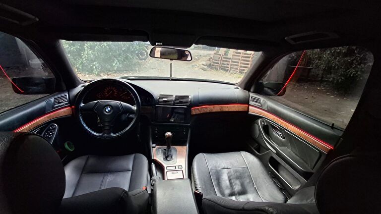 BMW 5 SERISI