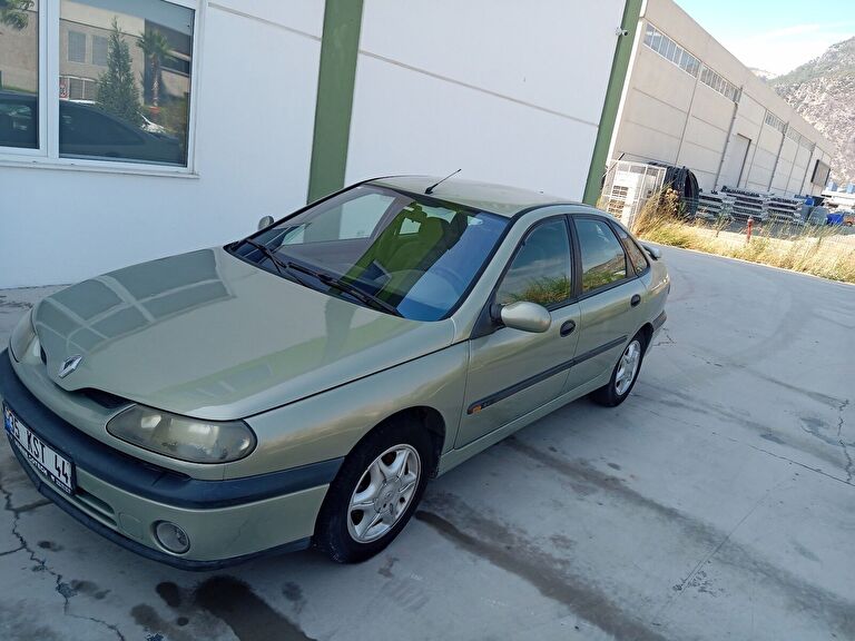 RENAULT LAGUNA