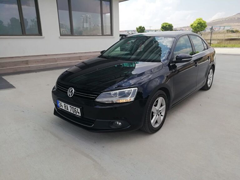 VOLKSWAGEN JETTA