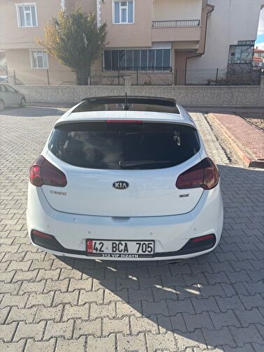 KIA CEED