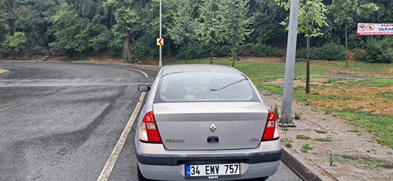 RENAULT CLIO SYMBOL