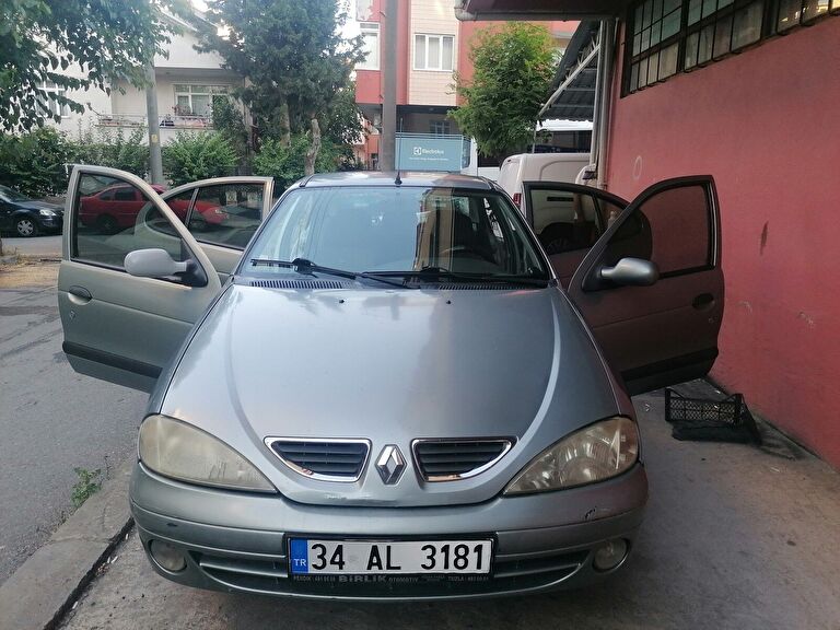 RENAULT MEGANE