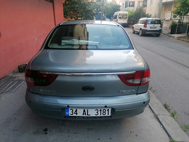 RENAULT MEGANE