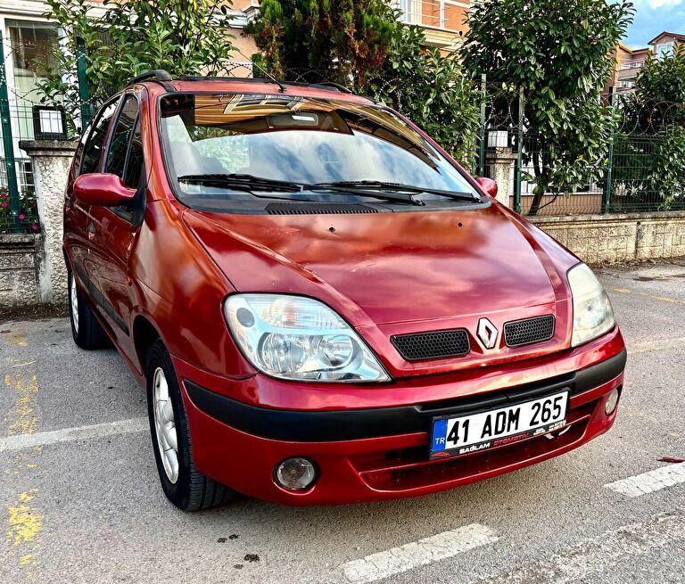 RENAULT SCENIC