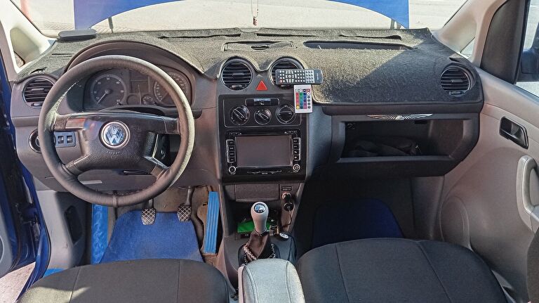 VOLKSWAGEN CADDY