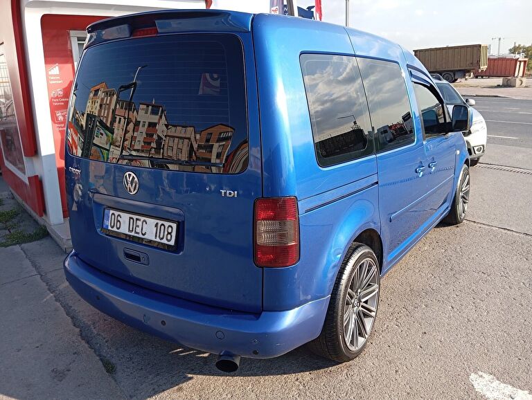 VOLKSWAGEN CADDY