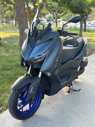 Yamaha X-Max 250 ABS