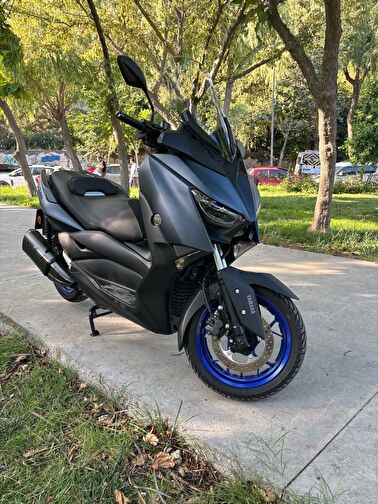 Yamaha X-Max 250 ABS
