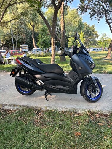 Yamaha X-Max 250 ABS