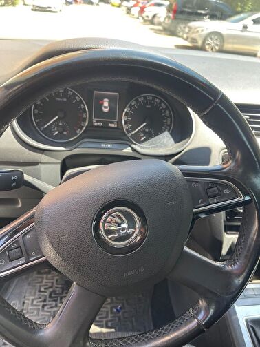 SKODA OCTAVIA