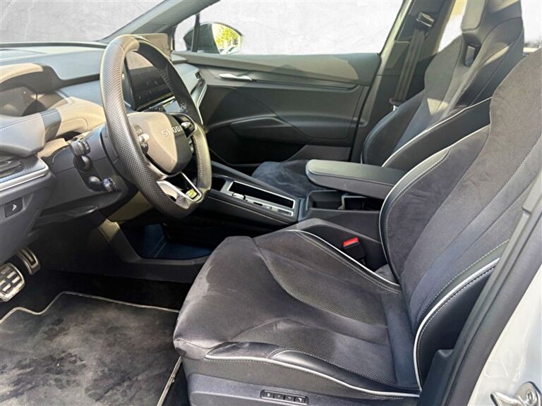 SKODA ENYAQ COUPE