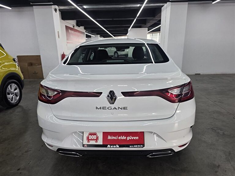 RENAULT MEGANE