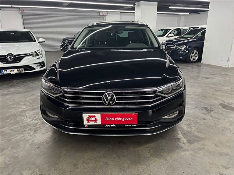 VOLKSWAGEN PASSAT VARIANT