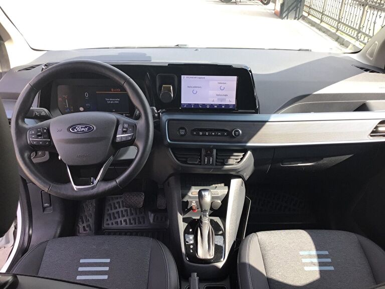 FORD TOURNEO COURIER