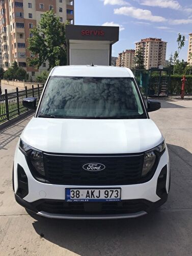 FORD TOURNEO COURIER