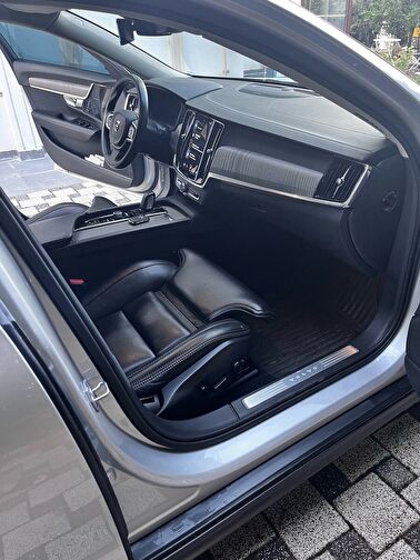 VOLVO V90 CROSS COUNTRY