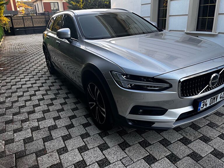 VOLVO V90 CROSS COUNTRY