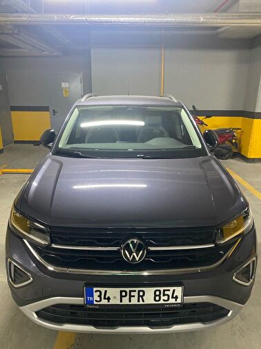 VOLKSWAGEN T-CROSS
